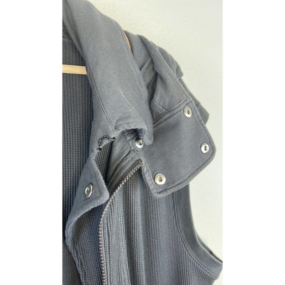 DIESEL MEN'S WAFFLE KNIT GRAY HOODED VEST SIZE L - Picture 4 of 10